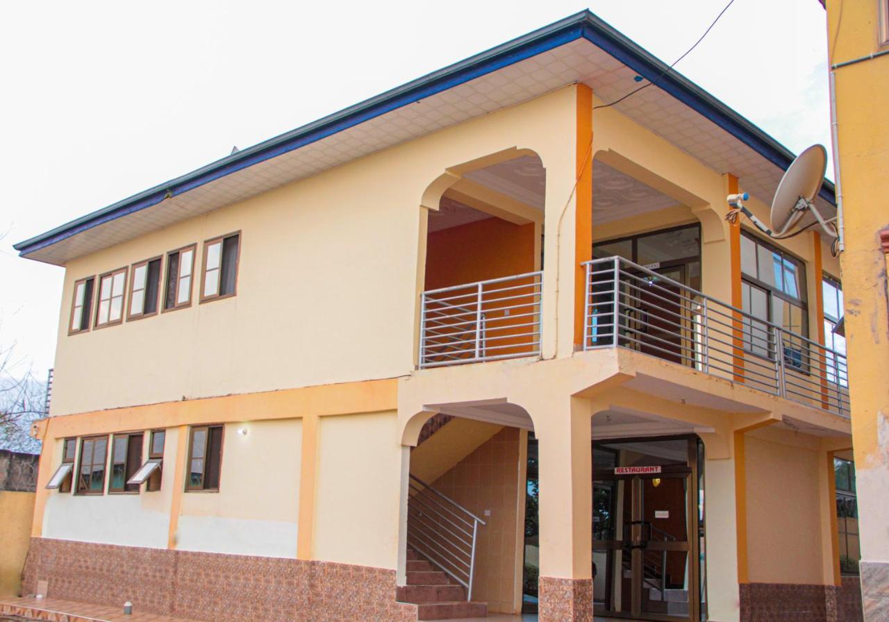 Nbangba Hotel Techiman Exterior photo